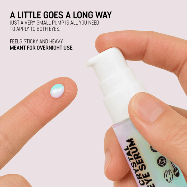 a little cannasmack crystal eye serum goes a long way, just a small pump is all you need to apply to both eyes. Feels sticky and heavy because it is meant for overnight use.